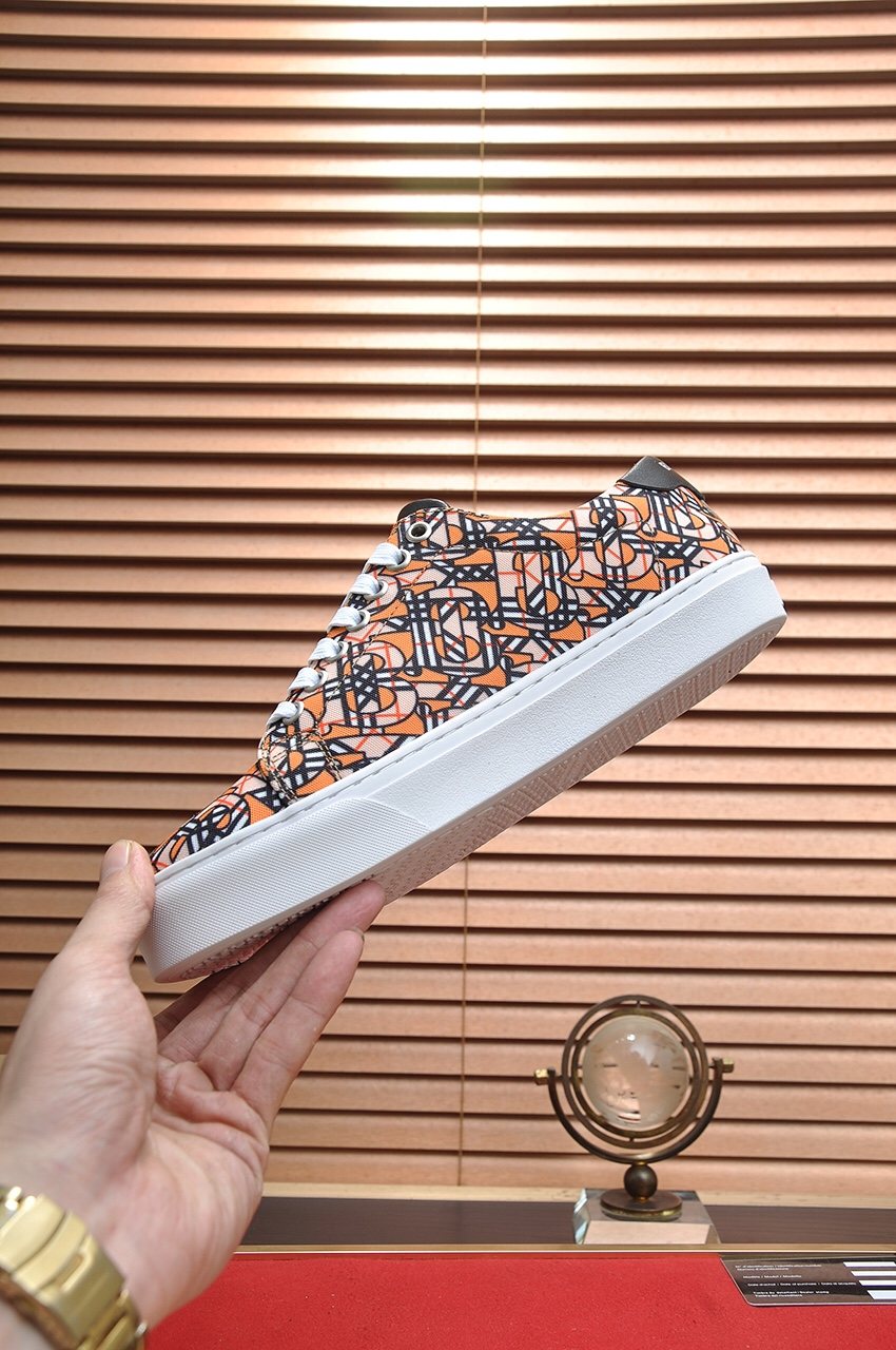 Burberry Geometric-Print Low-Top Sneakers - Orange, Black & White